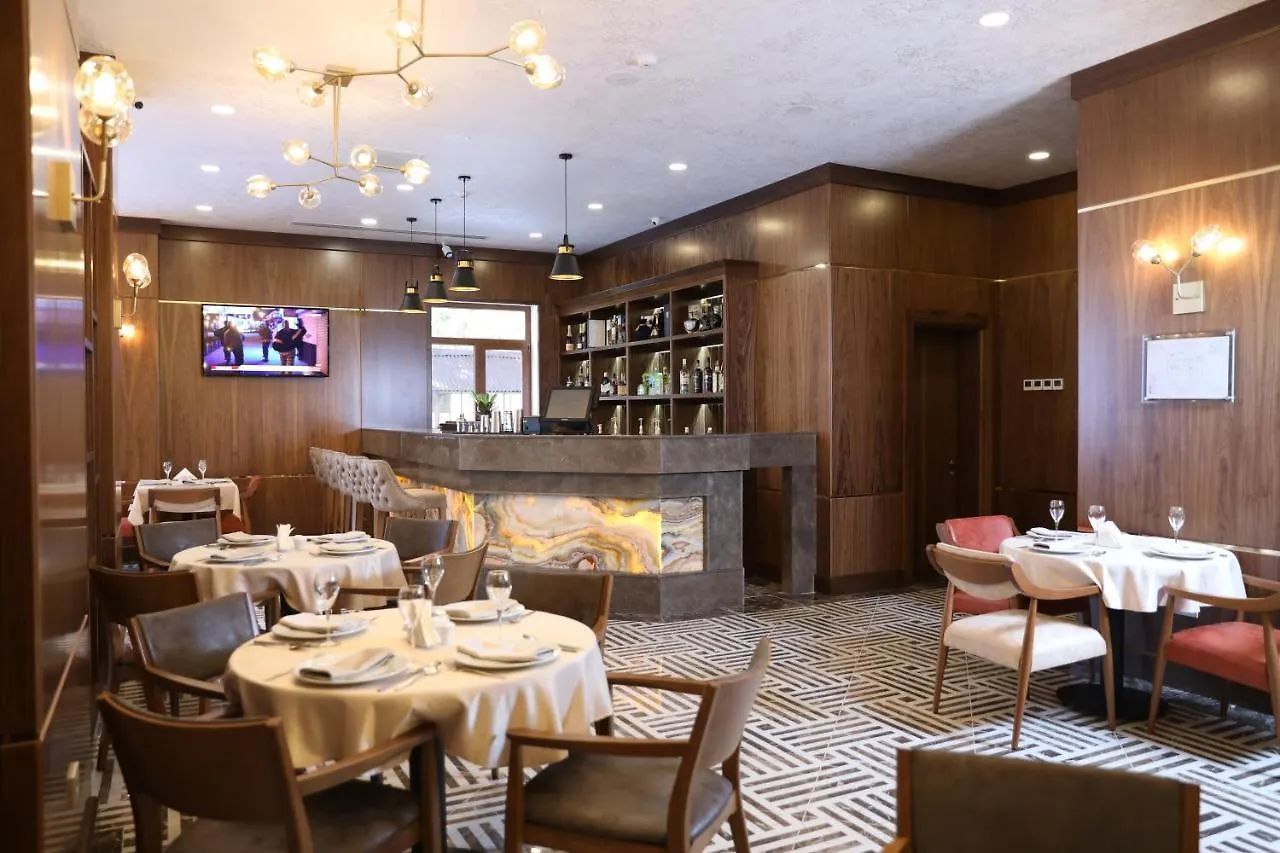 Madison Hotel Baku
